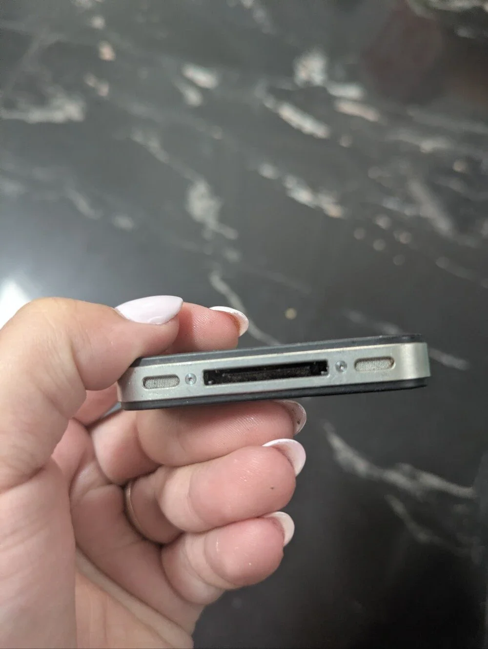 Broken iPhone 4 For Parts